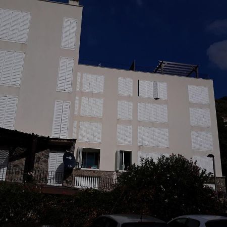 Przno Apartman White Star Apartment Exterior photo